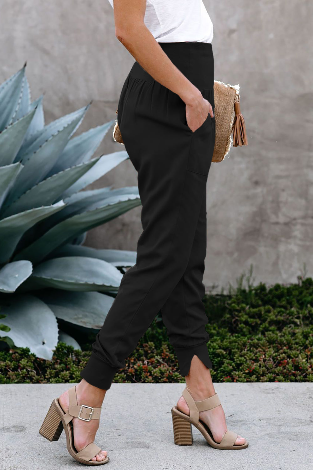 Womens Black Pocketed Cotton Joggers