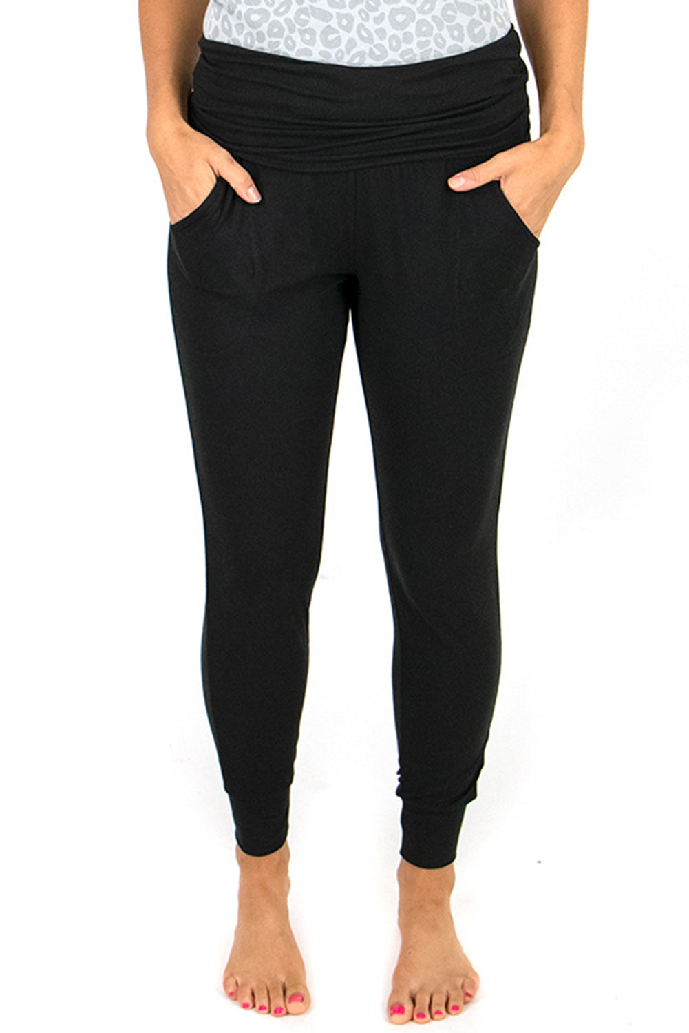 High Waist Black Pleated Pocket Leggings